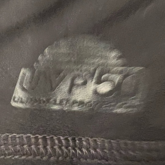 Body Glove swim Shirt performance sun protection black swim shirt long sleeves - Picture 5 of 6